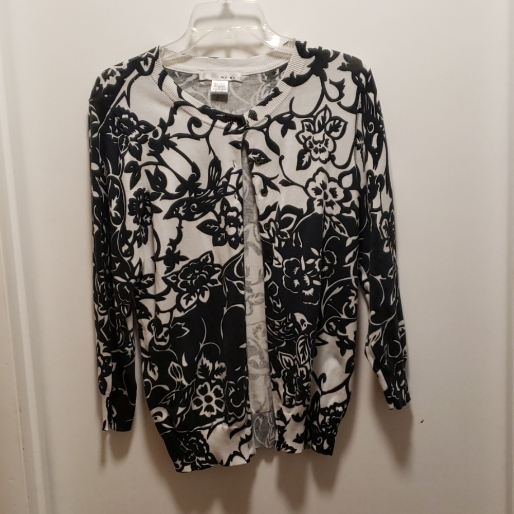 Cardigan sweater